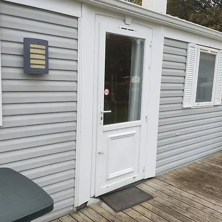 Location Mobil-home, 2 Chambres, Terrasse - Api-1-52-1732 Camping